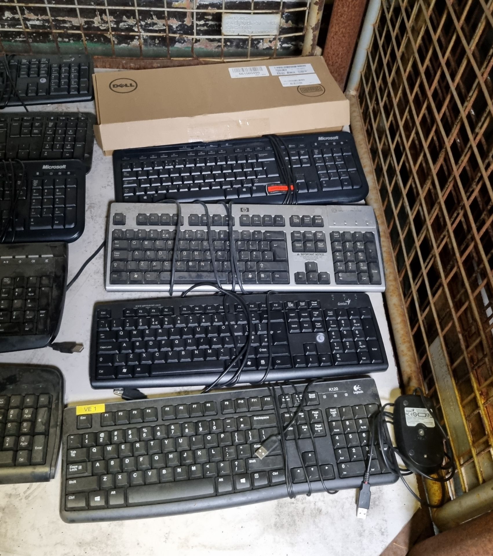 10x wired and wireless keyboards - 13x wired mice - Image 2 of 3