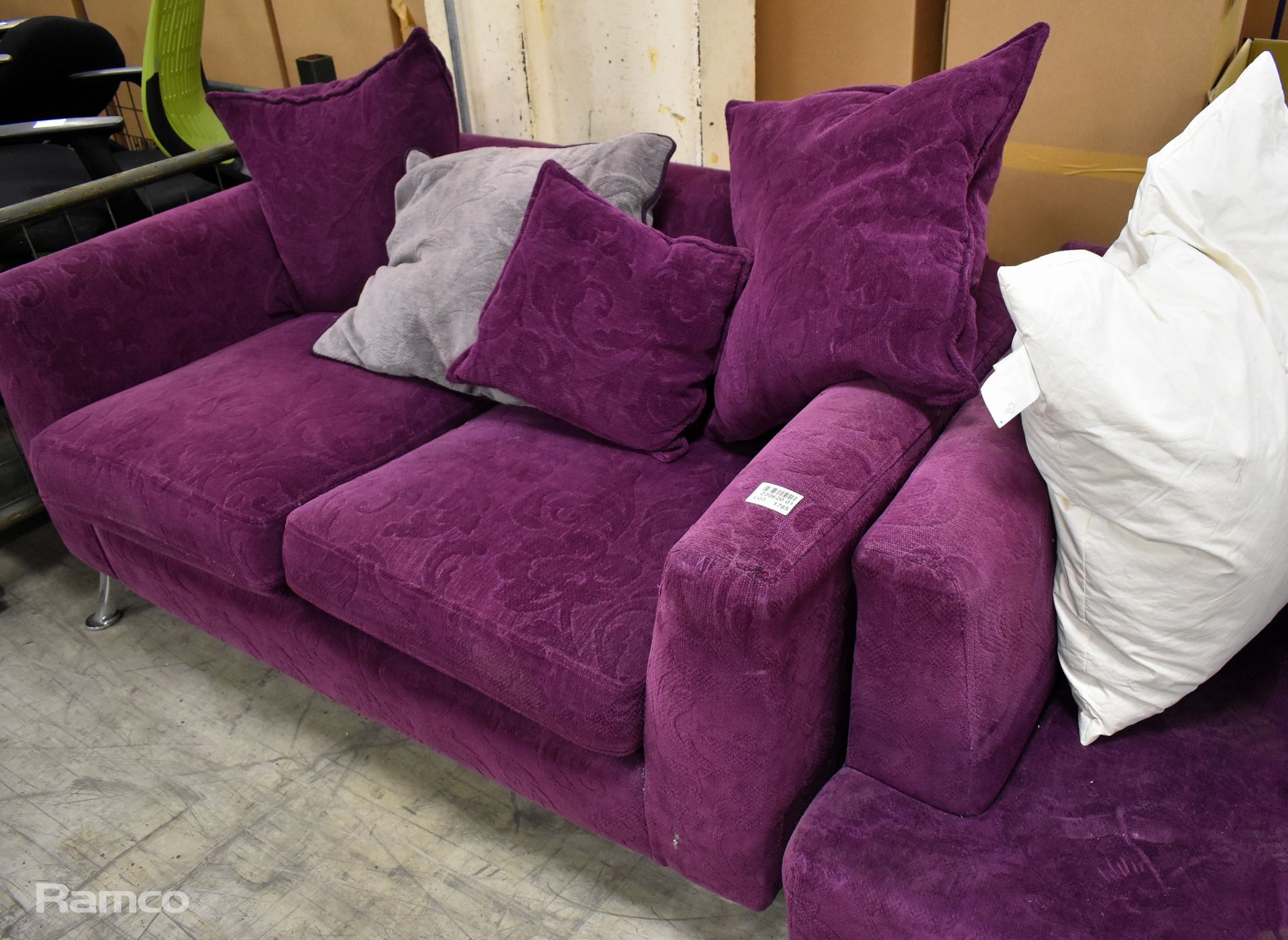 Purple padded sofa - W 150 x D 900 x H 770mm, Purple padded chair - Image 3 of 8
