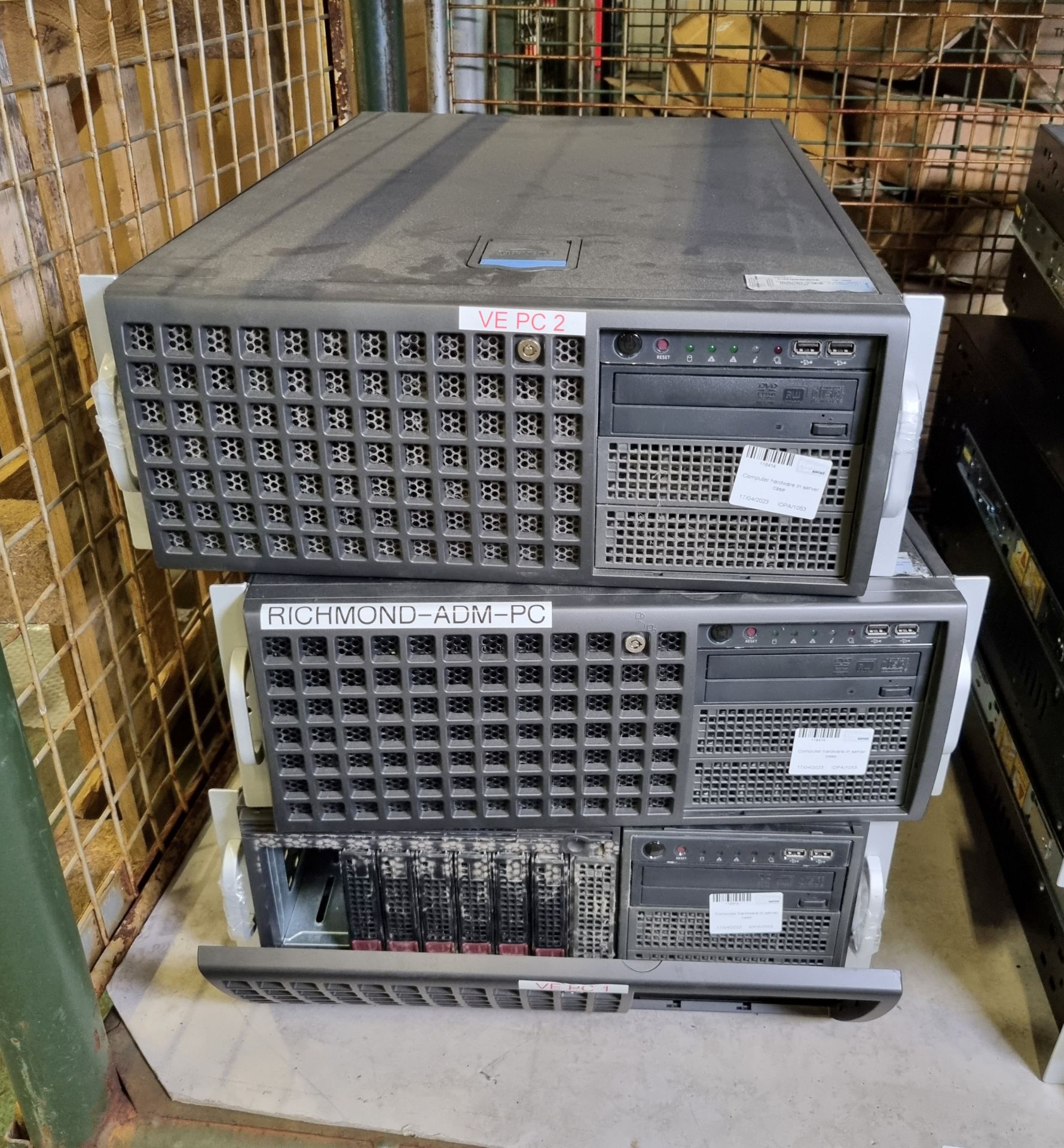 6x Computer hardware in server cases - Image 3 of 3