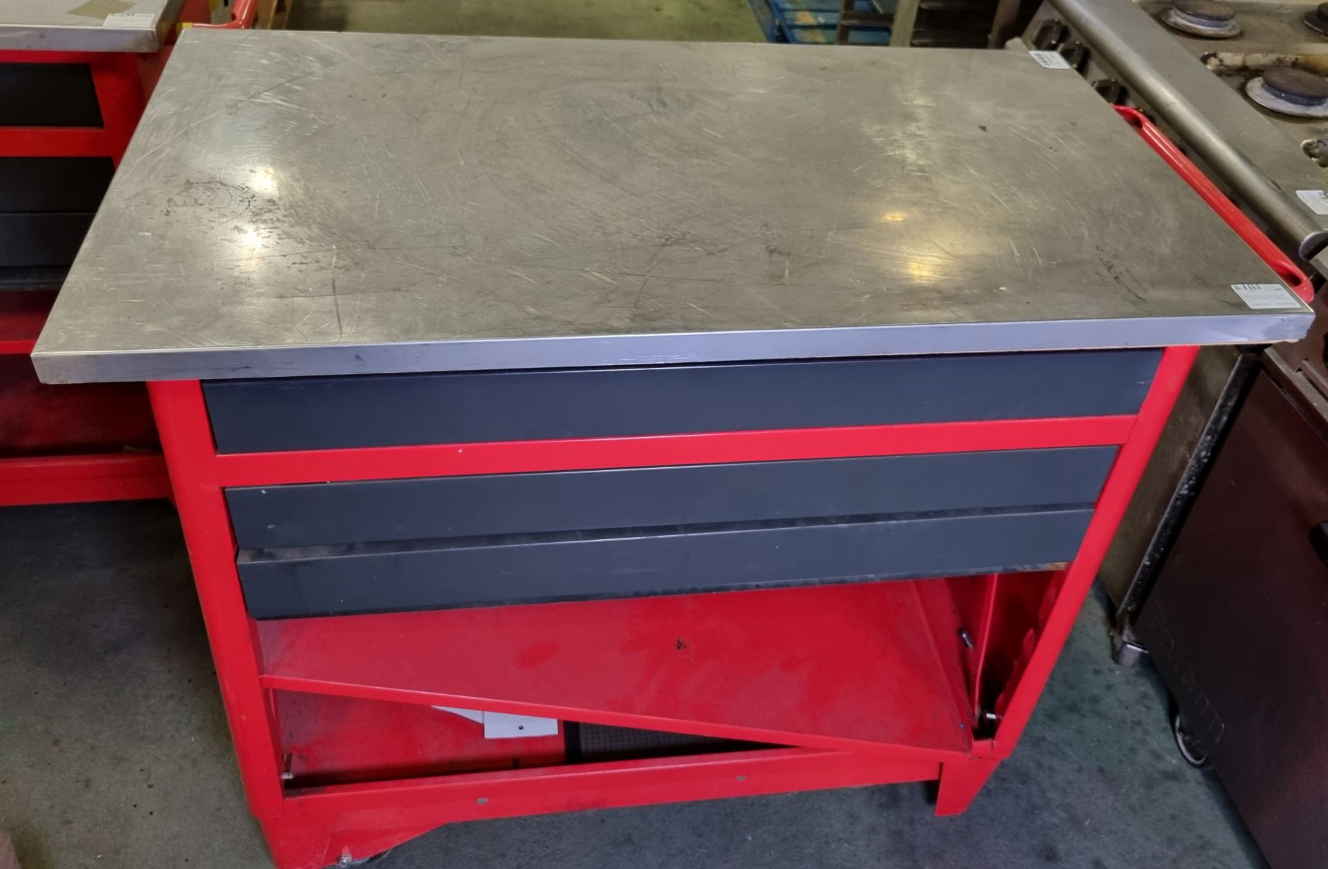 Mobile garage tool trolley - drawers stuck - L 1200 x W 600 x H 980mm - Bild 2 aus 3