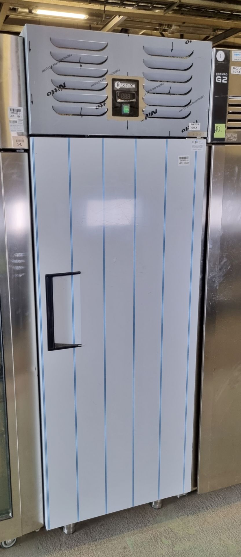 Ice Inox VTS 610 CR stainless steel single door upright fridge - W 700 x D 865 x H 2080mm - Image 2 of 4