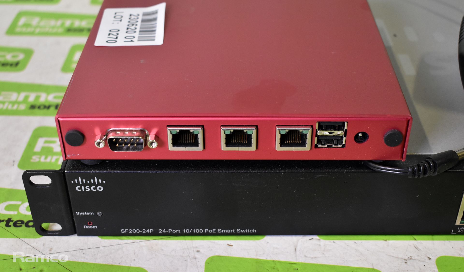 Cisco SF200-24P 24 port 10/100 poe smart switch - Image 3 of 5