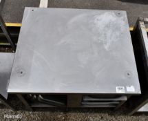 Stainless steel stand with tray / GN pan slots - W 850 x D 720 x H 700mm