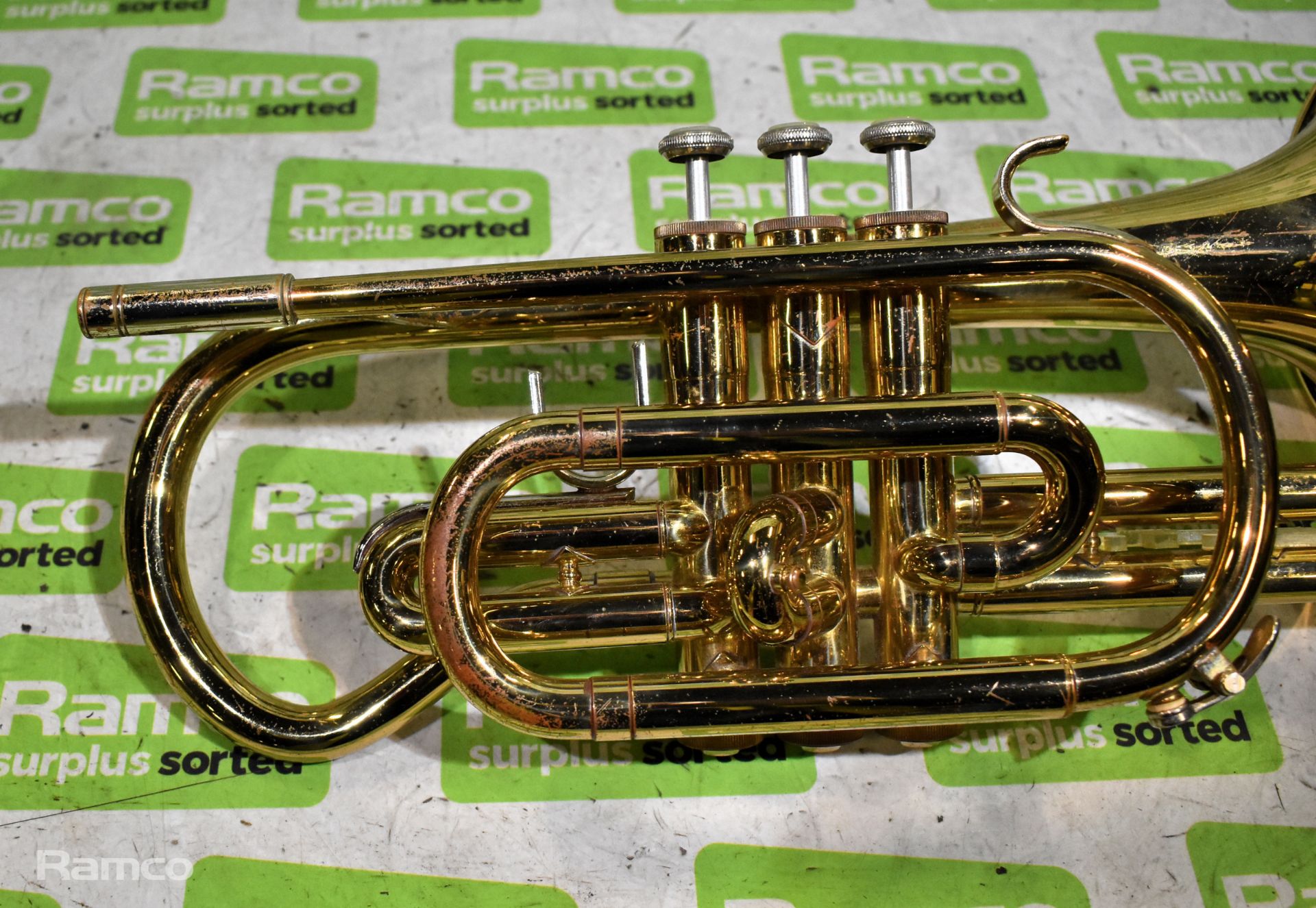 Vincent Bach Bundy cornet in hard plastic carry case - Serial No. ML 752651 - CRACKED CASE - Bild 8 aus 17