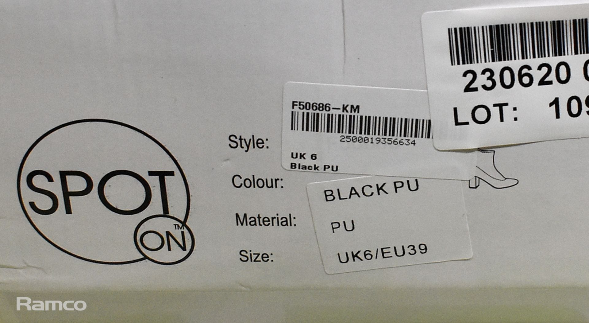 Spot On F50686 black patent zip-up boots - UK size 6 - not worn - still boxed - Bild 7 aus 7