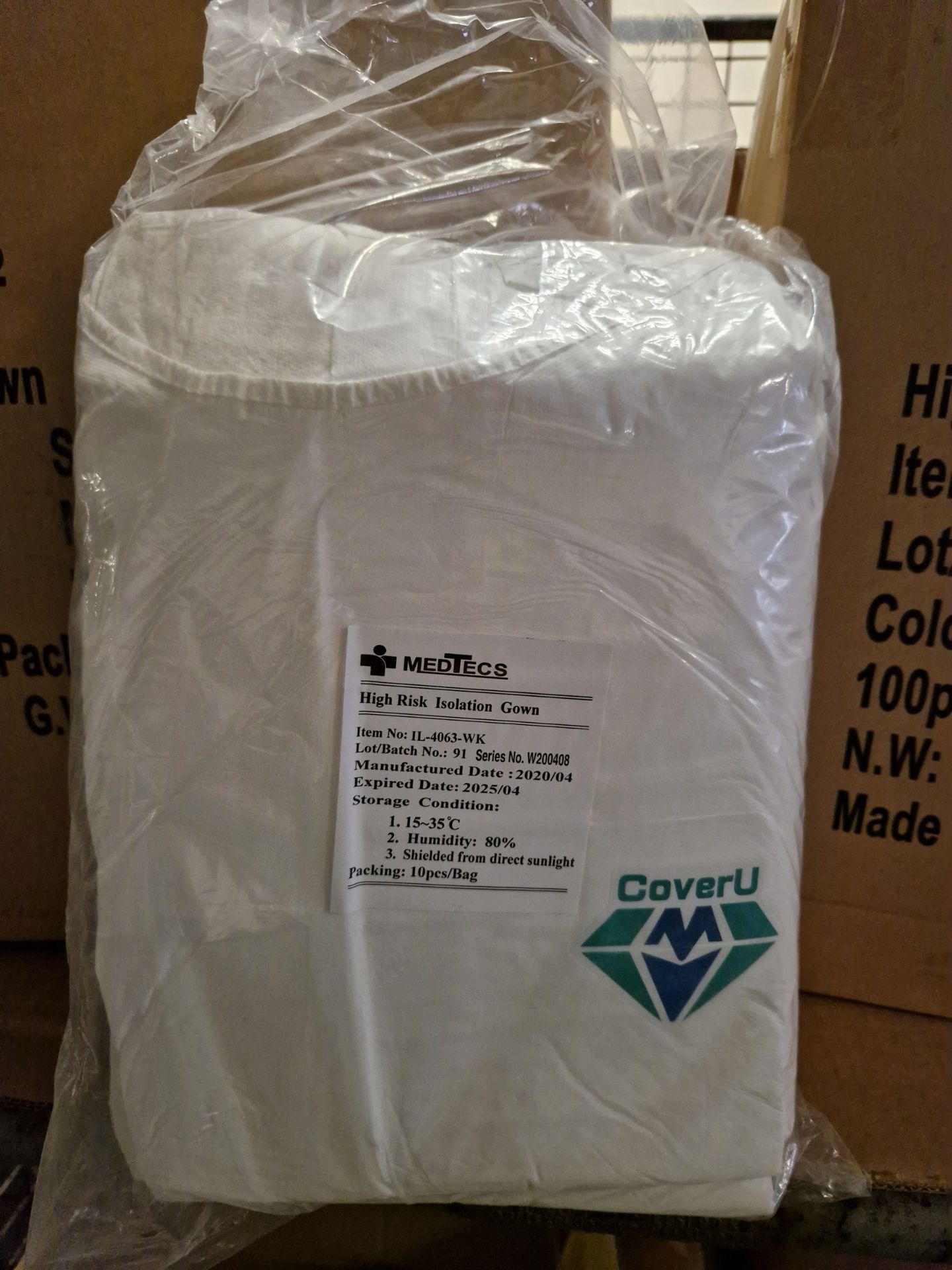 5x boxes of Easigown 28030 Comfort Apron, thumb looped aprons for full body and arm protection - Image 2 of 3