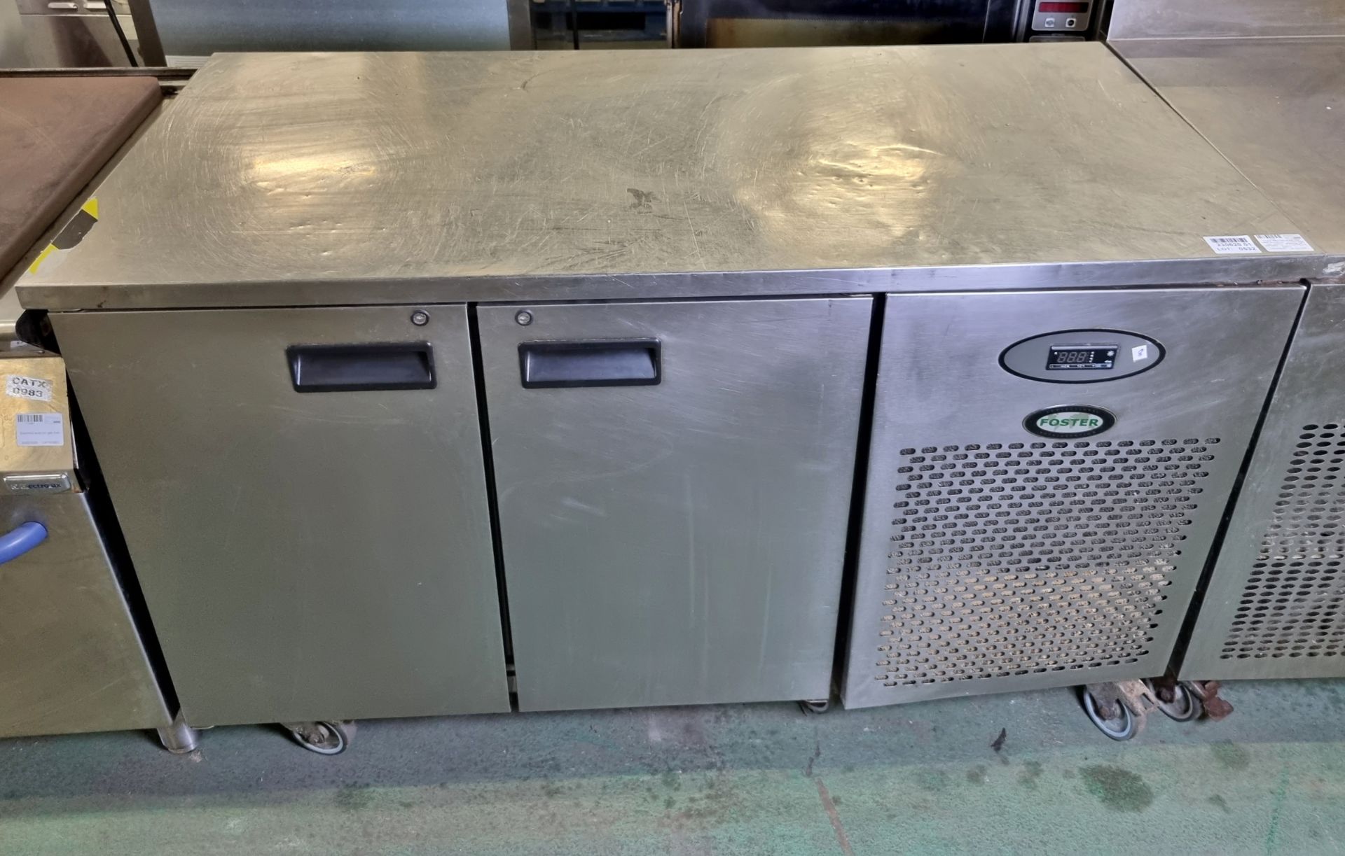 Foster PRO 1/2H-A stainless steel double door counter fridge with upstand - SPARES OR REPAIRS - W 14 - Image 2 of 5