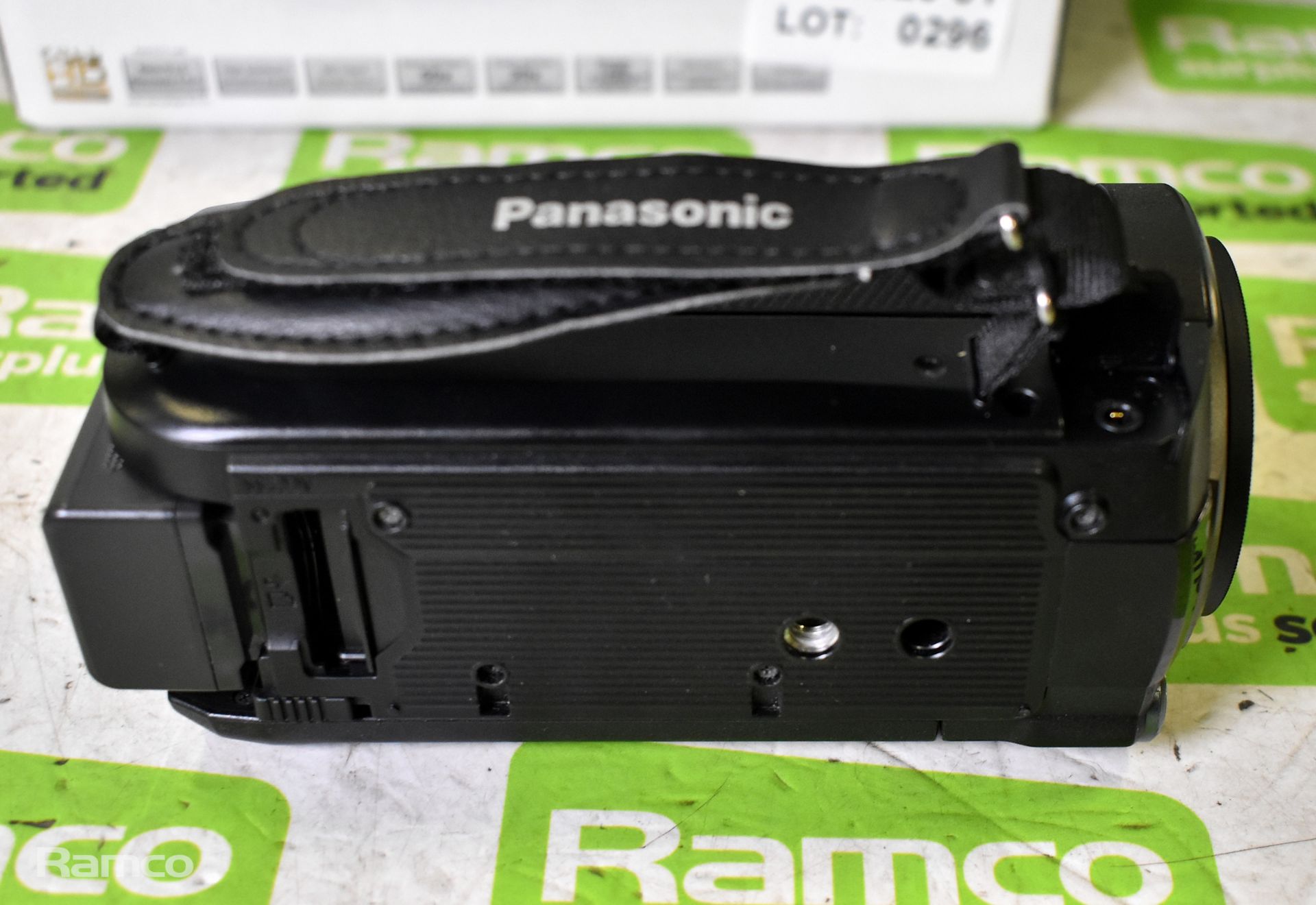 Panasonic HC-V785 camcorder - with battery & charger - Bild 7 aus 11