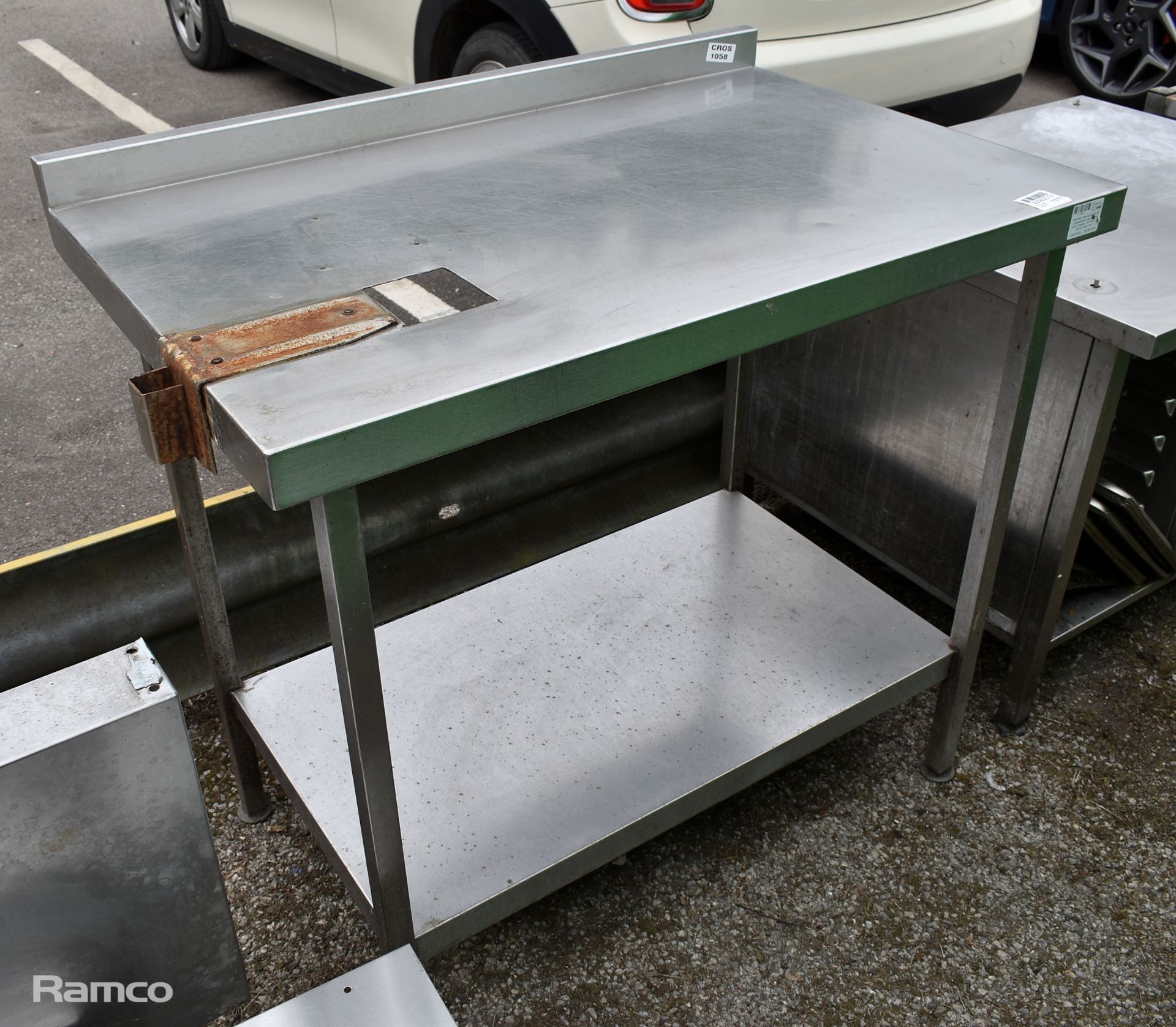 Stainless steel wall table with undershelf and can opener mount bracket - W 1000 x D 650 x H 890 mm - Bild 2 aus 4