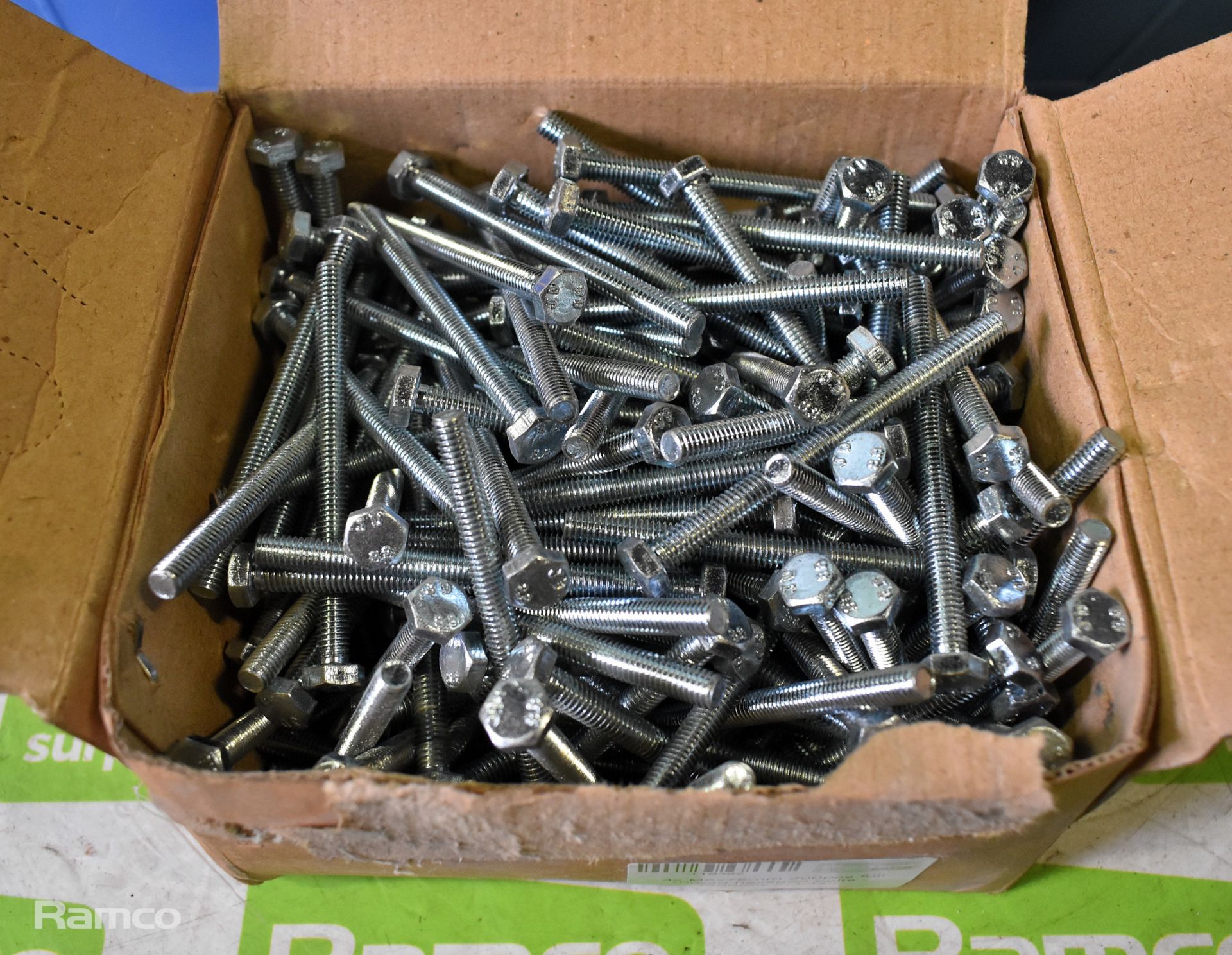 4x M6x75mm 200pcs full thread hexagon bolts - (800pcs in total) - Image 2 of 3