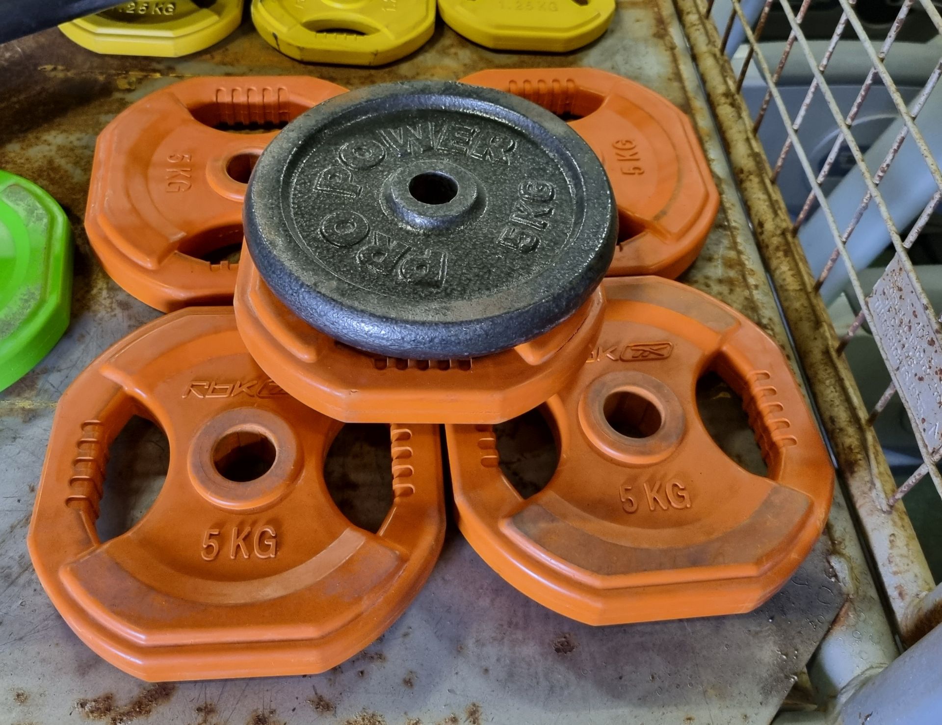 4 x Reebok barbell and weights - Image 3 of 5