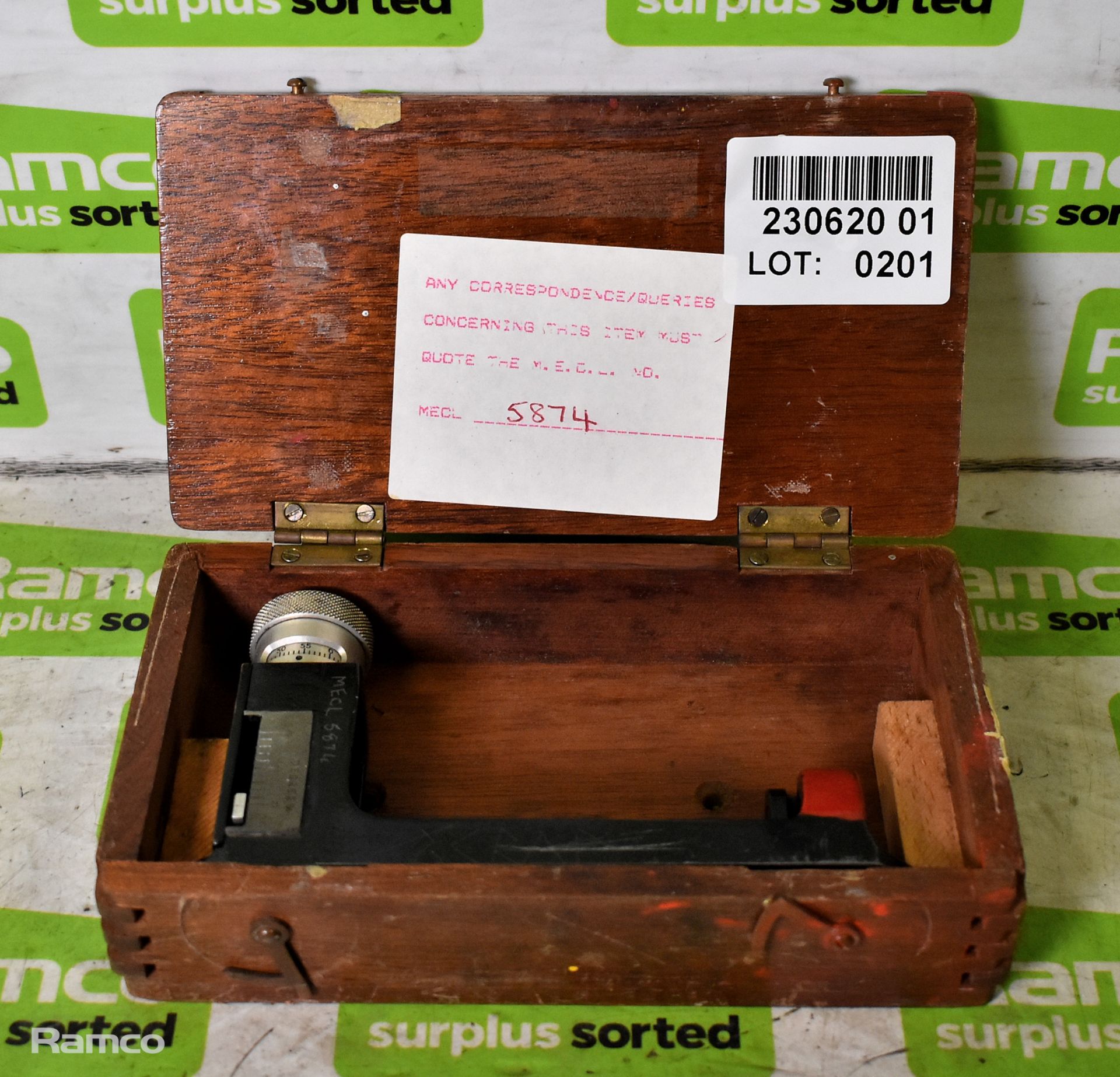 C & P - degrees spirit level tool with case - Image 6 of 7