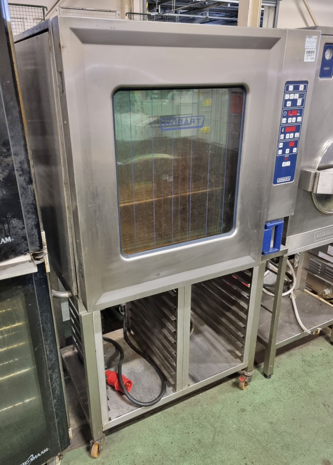 Hobart CSD1012E convection oven - W 950 x D 850 x H 1740mm - Image 2 of 6