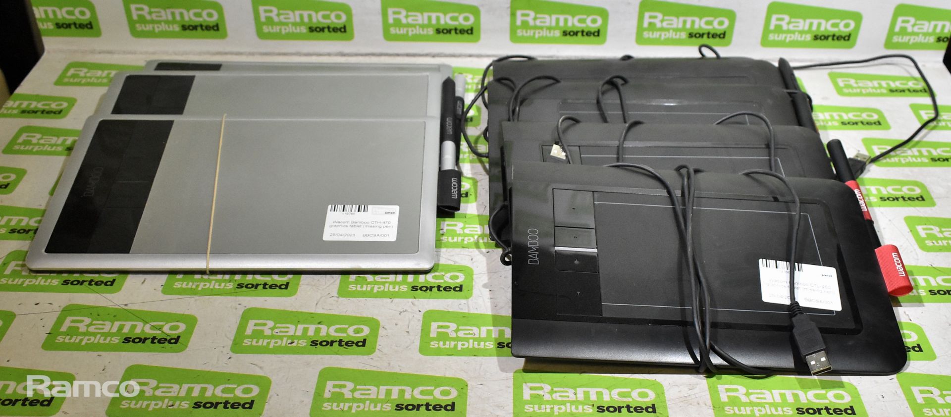 2x Wacom Bamboo CTH-470 graphics tablets, Wacom Bamboo CTH-470 graphics tablet (missing pen)