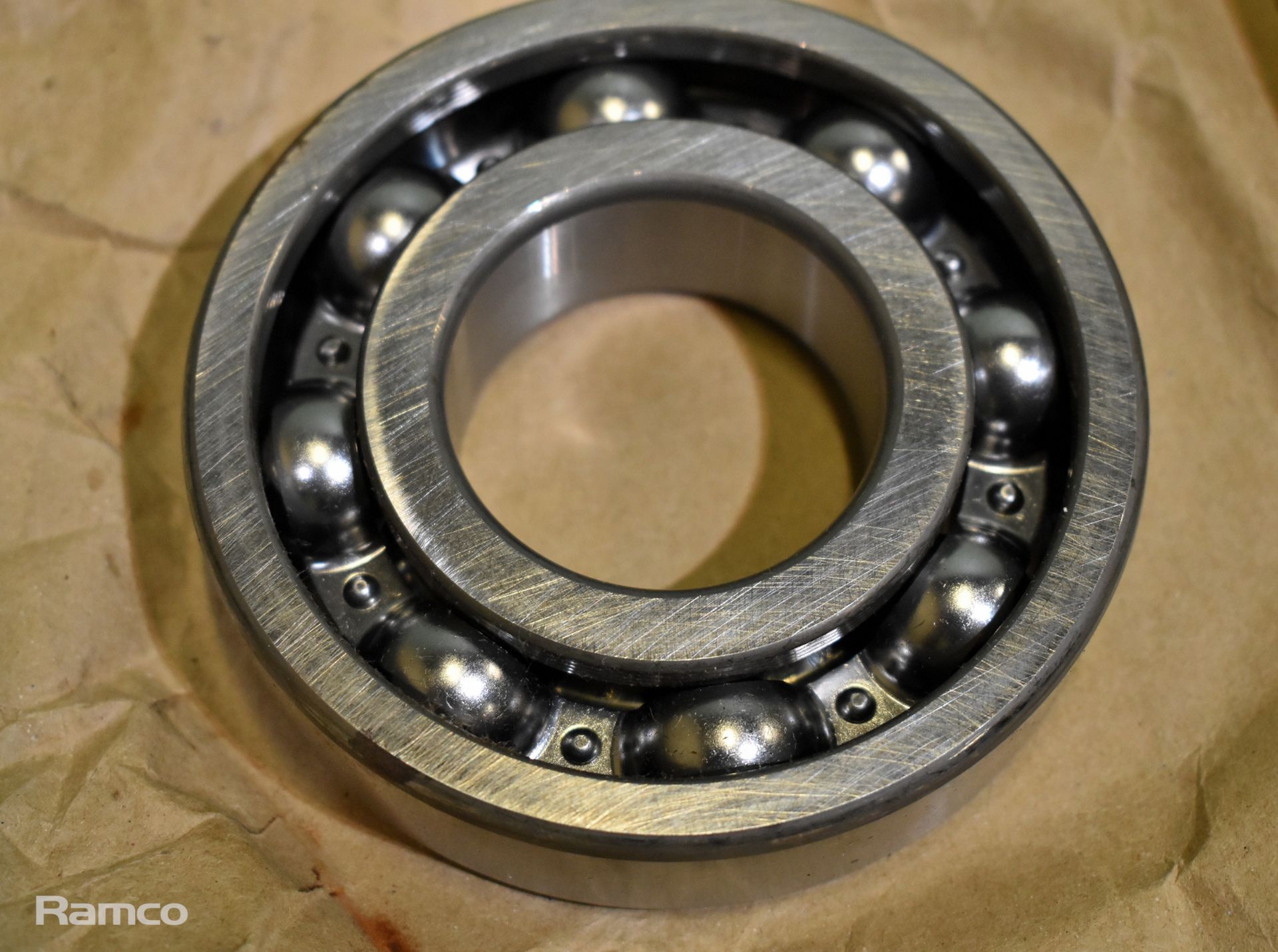 19x DAF 45mm deep groove ball bearings, 3x NSK Bearings 50mm deep groove ball bearings - Image 4 of 7