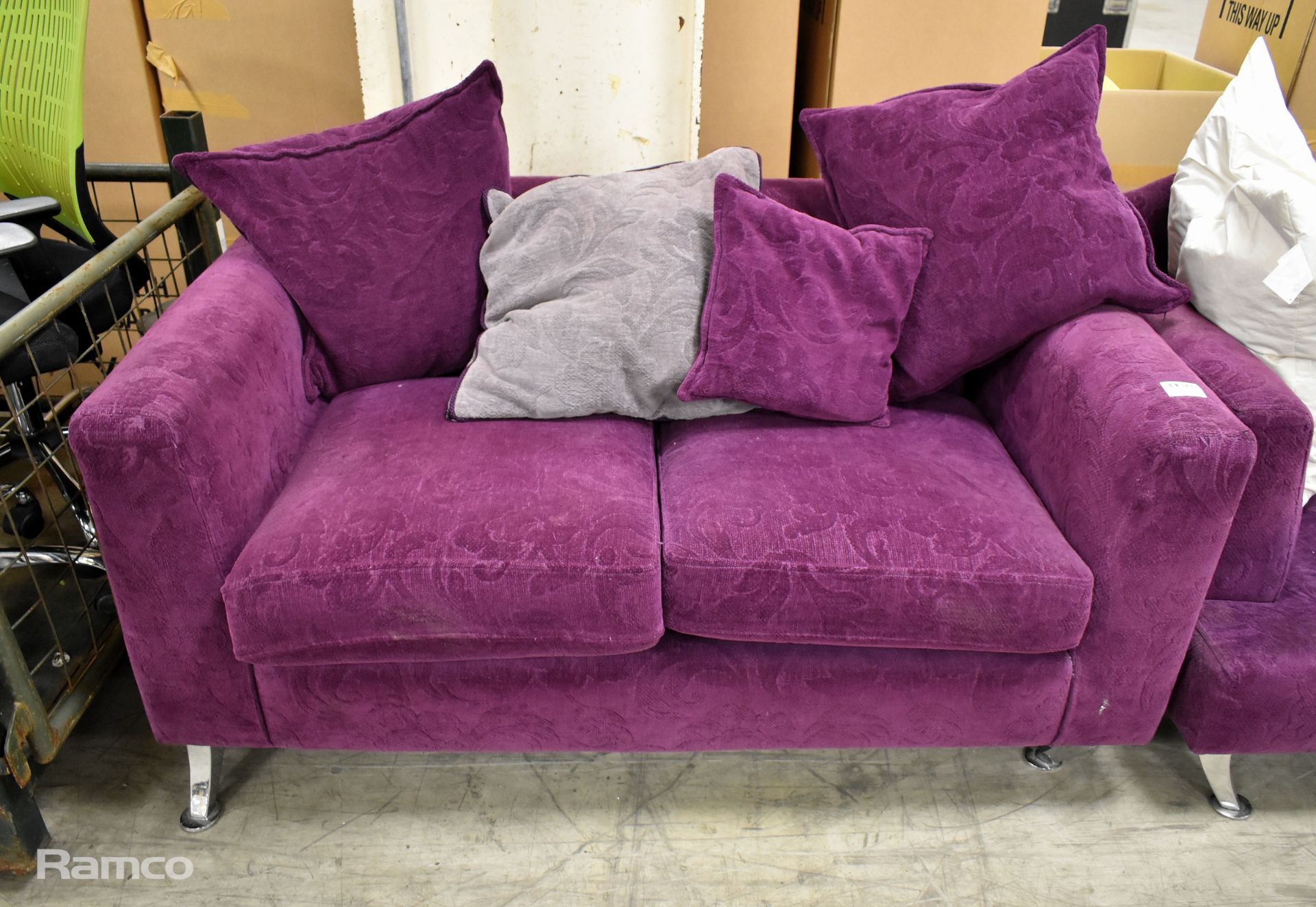 Purple padded sofa - W 150 x D 900 x H 770mm, Purple padded chair - Image 4 of 8
