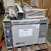 HP 5890 series ii gas chromatograph with accessories