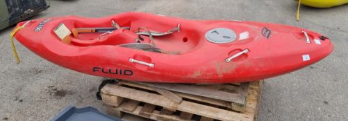 Fluid Kayak - red - L 2850 x W 800 x H 450mm
