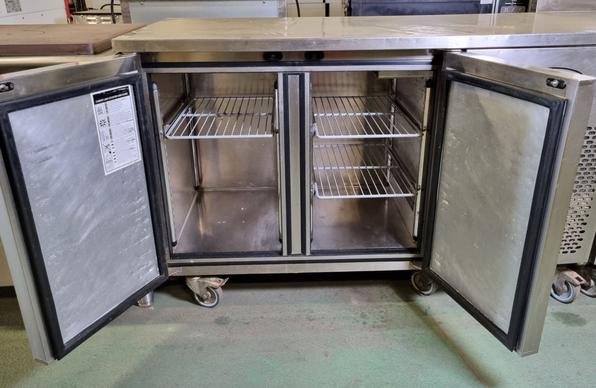 Foster PRO 1/2H-A stainless steel double door counter fridge with upstand - SPARES OR REPAIRS - W 14 - Image 3 of 5