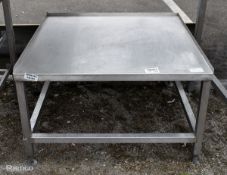 Stainless steel base stand - W 750 x D 750 x H 450 mm