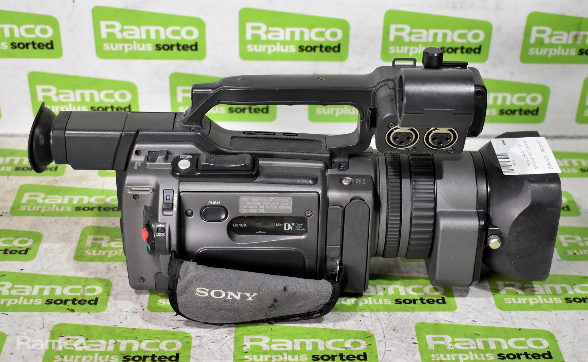 Sony DSR-PD150P camcorder with 2 batteries - Bild 2 aus 14