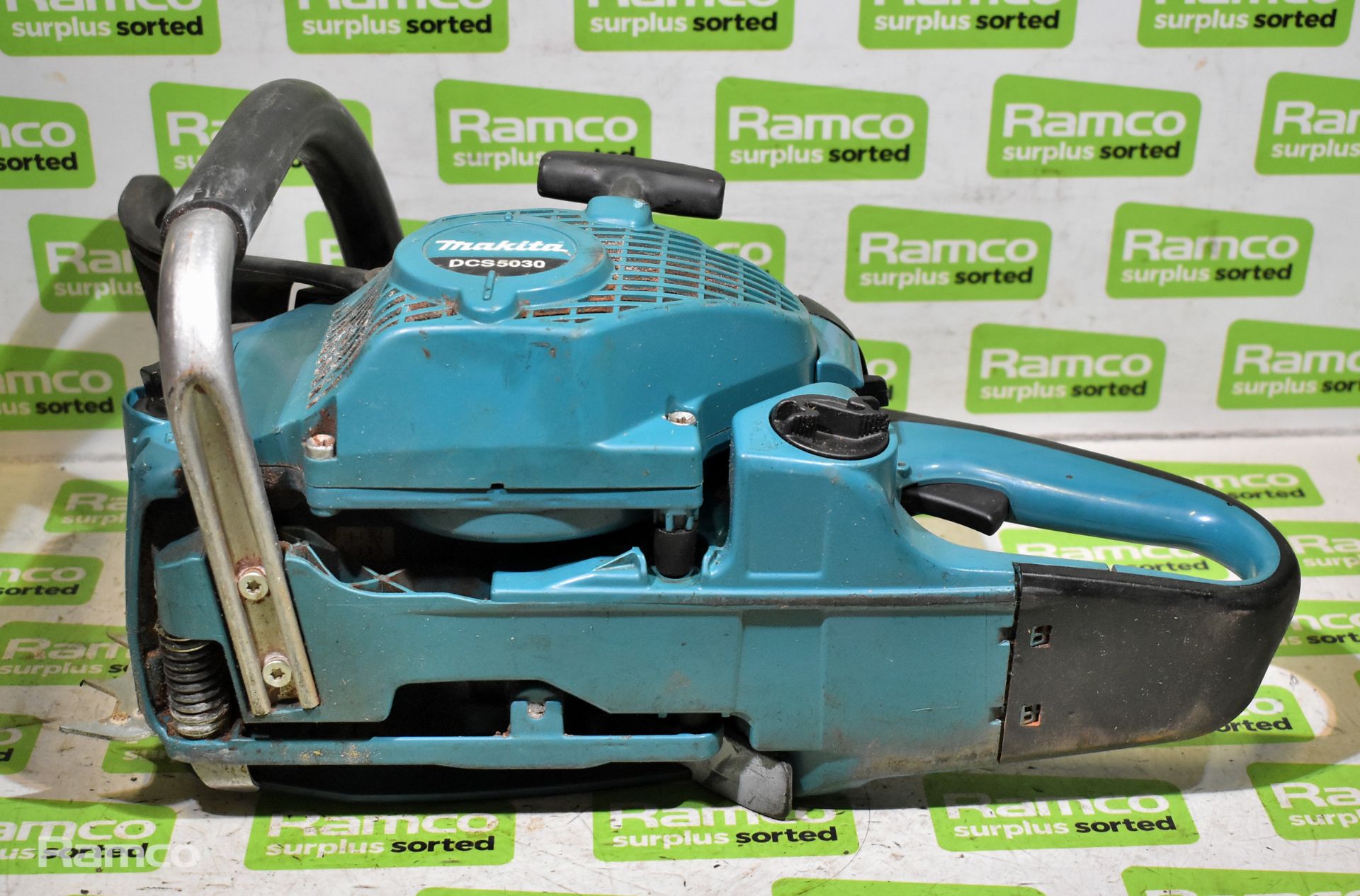 Makita DCS5030 50cc petrol chainsaw - BODY ONLY - Bild 5 aus 5