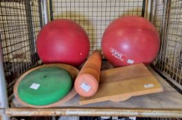 Various gym equipment (exercise balls, rocker boards and more) - details in the description
