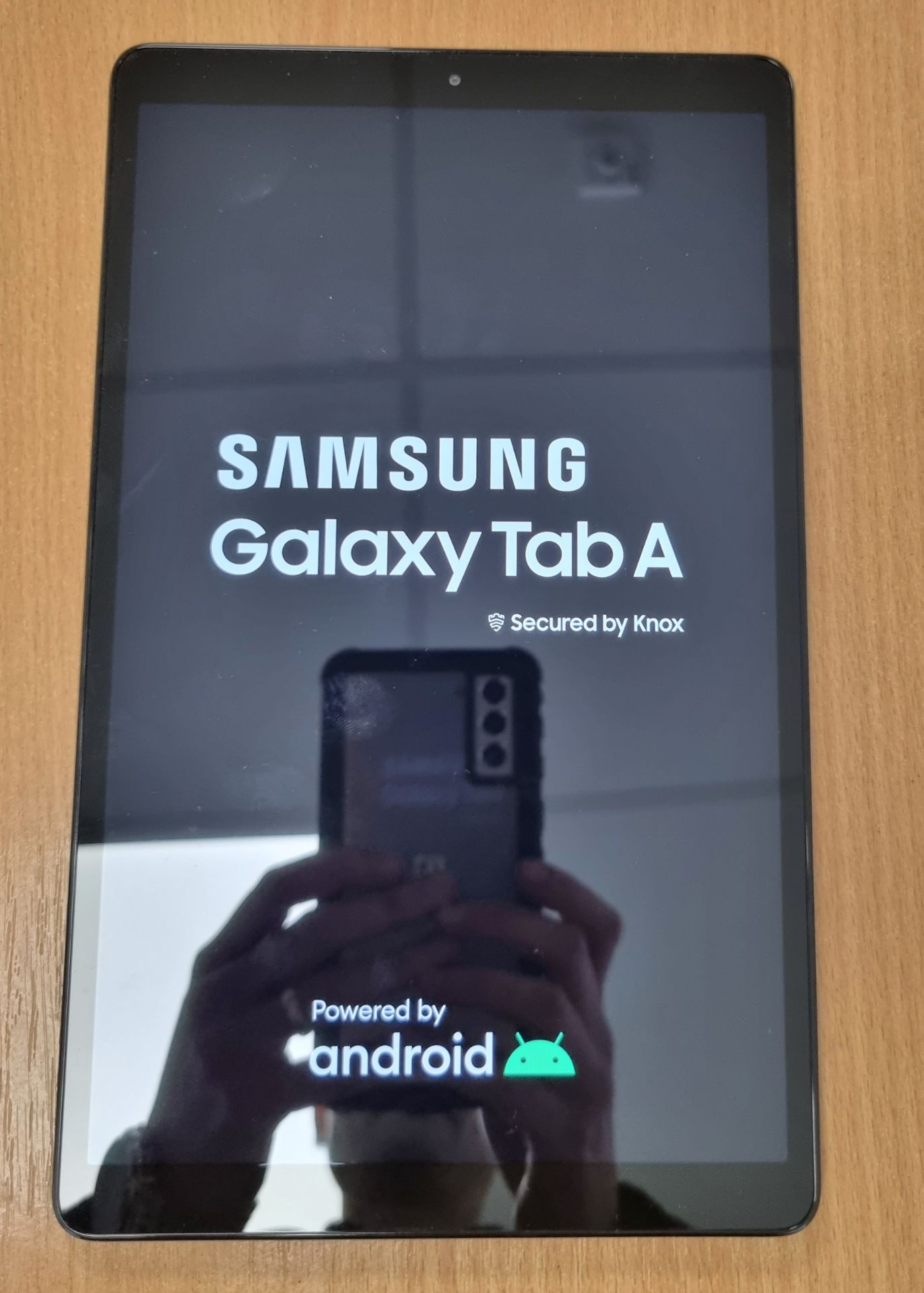 Samsung Galaxy Tab A SM-T510 - 10.1 inch tablet - Wifi - 32GB - 2GB RAM - 8MP AF & 5MP - Black - Image 6 of 6