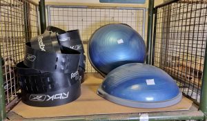 2x Bosu dome balance trainers, 21x Reebok plastic adjustable gym balls stacking rings