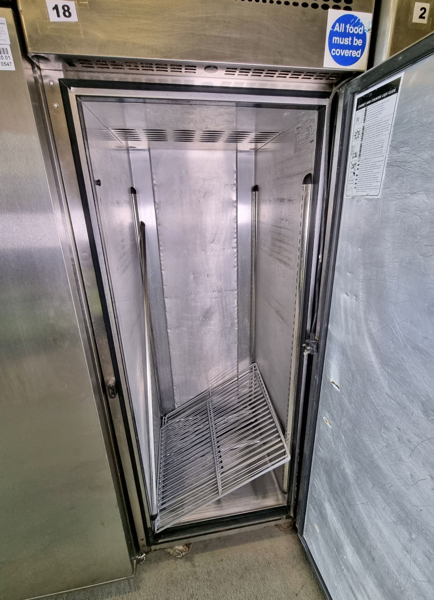 Foster EPROG600H stainless steel single door upright fridge - W 705 x D 825 x H 2080mm - Bild 3 aus 5