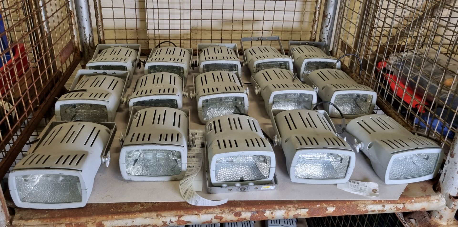 15x Abbey Lighting metal halide exhibition flood lights - Rx7s 150w 220-240vac 50/60Hz - Bild 2 aus 4