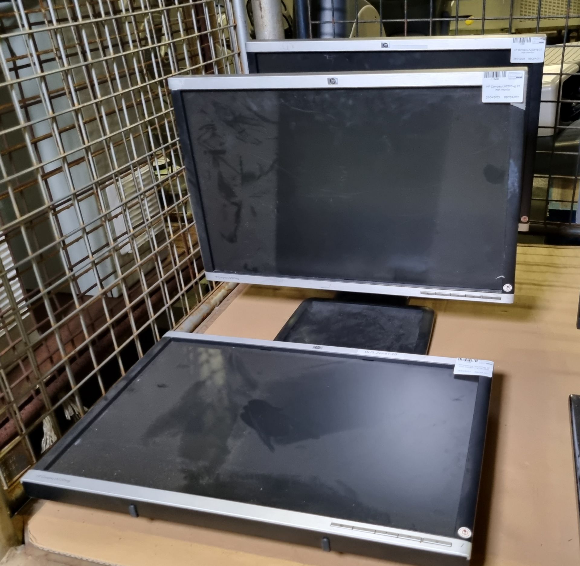 Various computer monitors - details in the description - Bild 3 aus 7