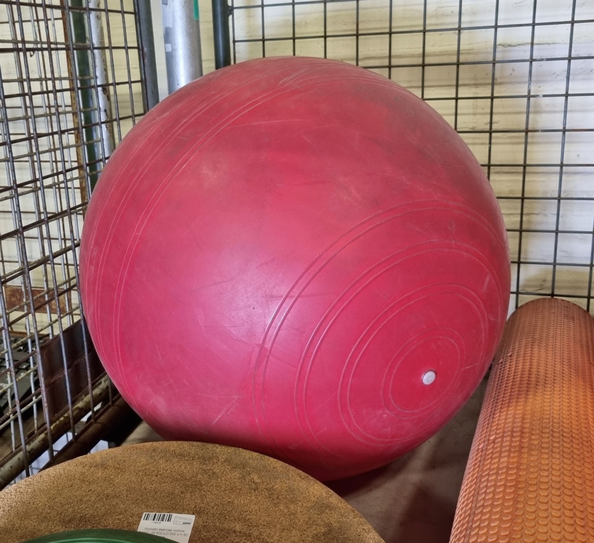 Various gym equipment (exercise balls, rocker boards and more) - details in the description - Image 3 of 5