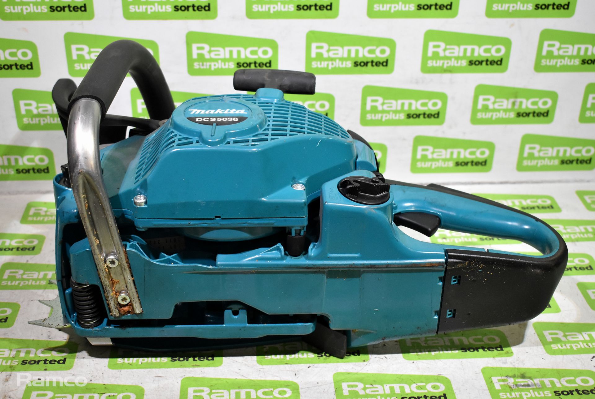 Makita DCS5030 50cc petrol chainsaw - BODY ONLY - Bild 5 aus 5