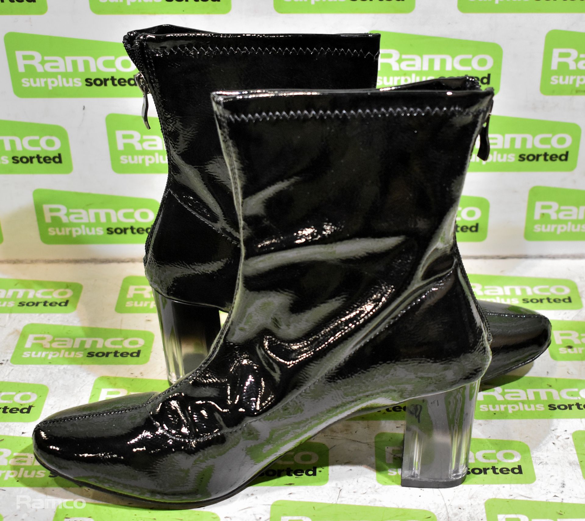 Spot On F50686 black patent zip-up boots - UK size 6 - not worn - still boxed - Bild 2 aus 4