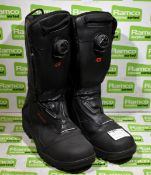 Rosenbauer Twister size 10.5 boots