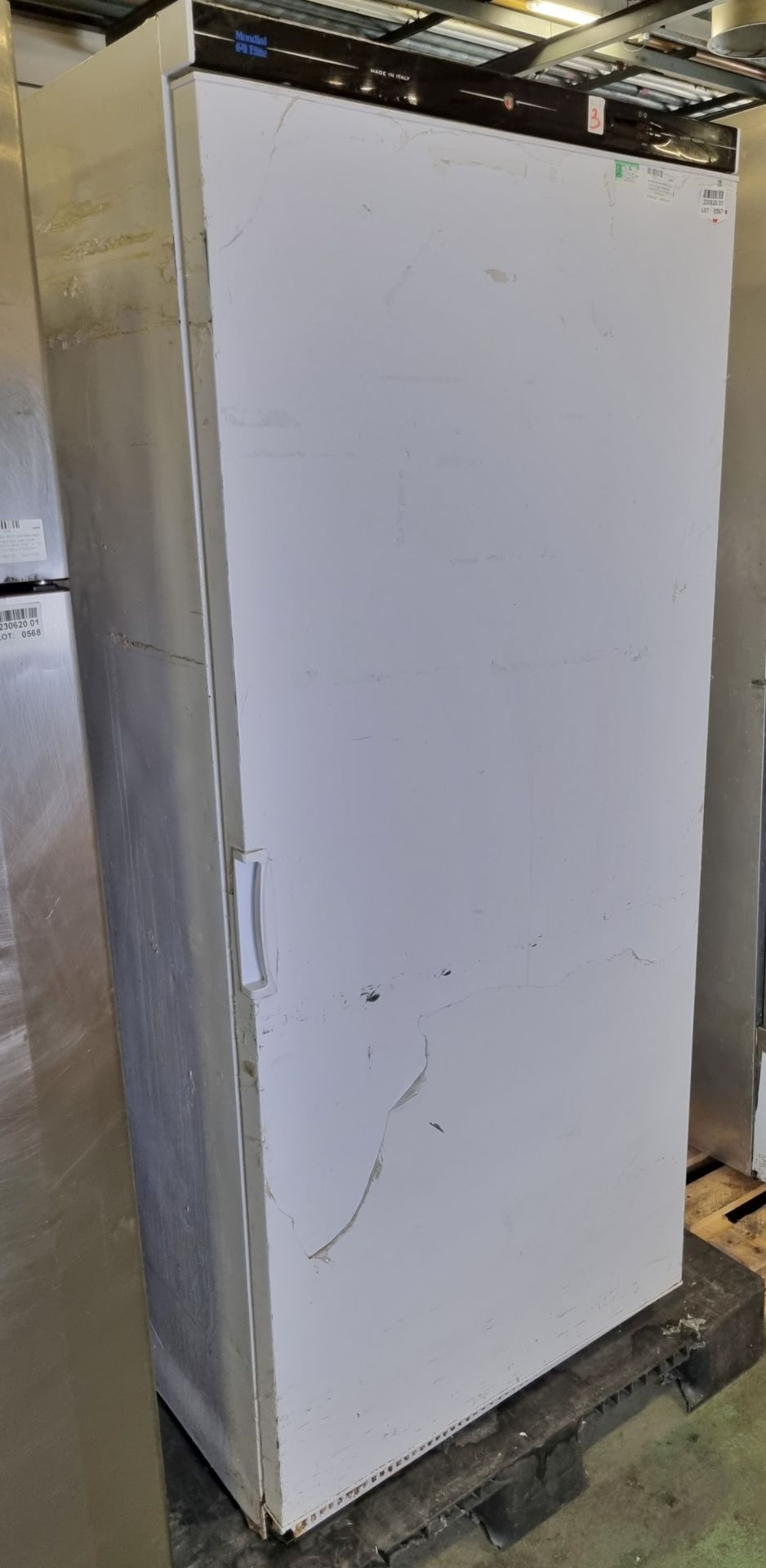 Mondial Elite KICPR60 Light touch upright refrigerator - 640 litre W 775 x D 740 x H 1872mm - Bild 2 aus 4