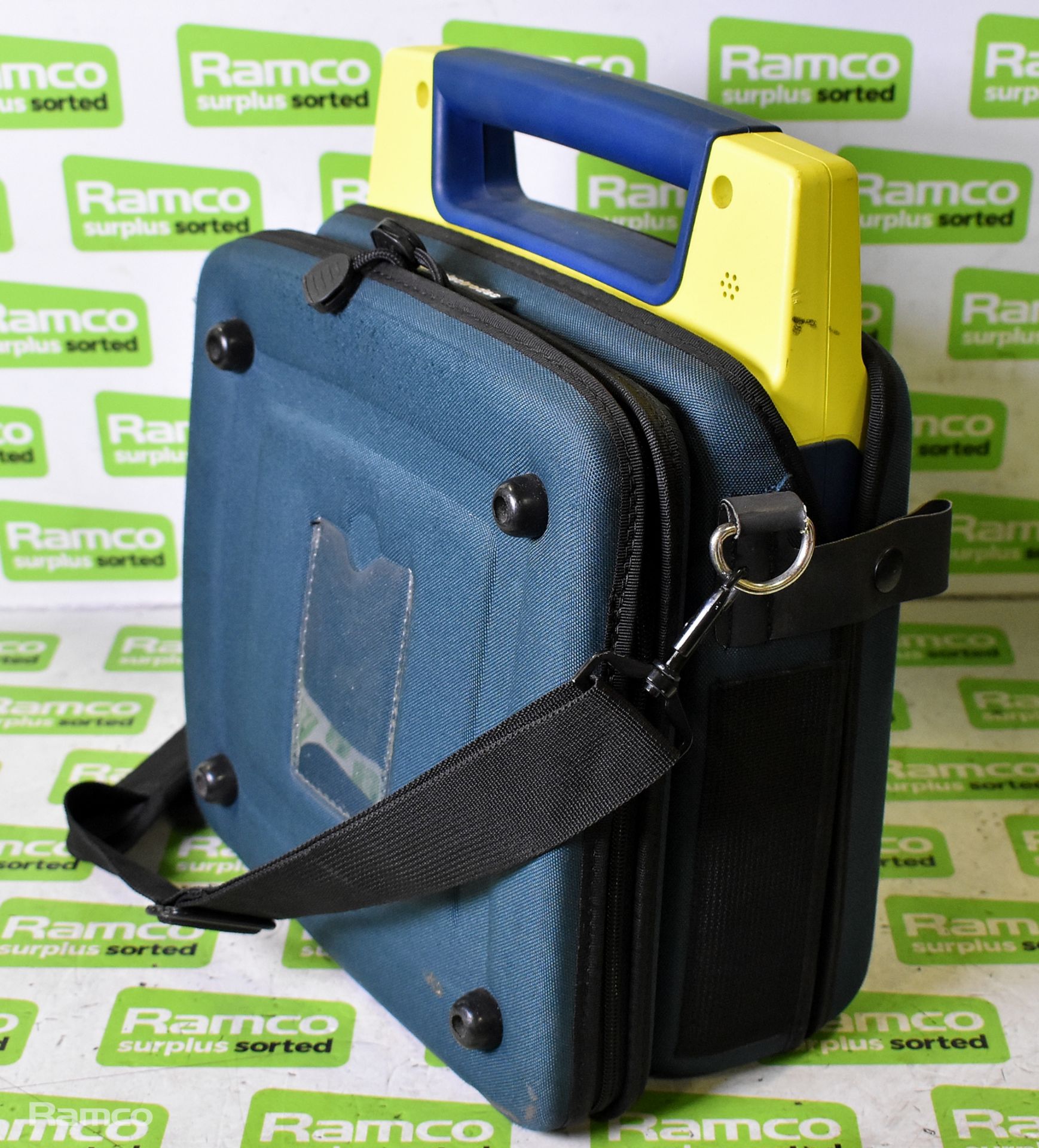 3x Cardiac Science G3 AED defibrillator - in carry case (REQUIRES CALIBRATION) - Image 11 of 15