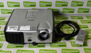 Sharp PG-F212X Notevision LCD projector