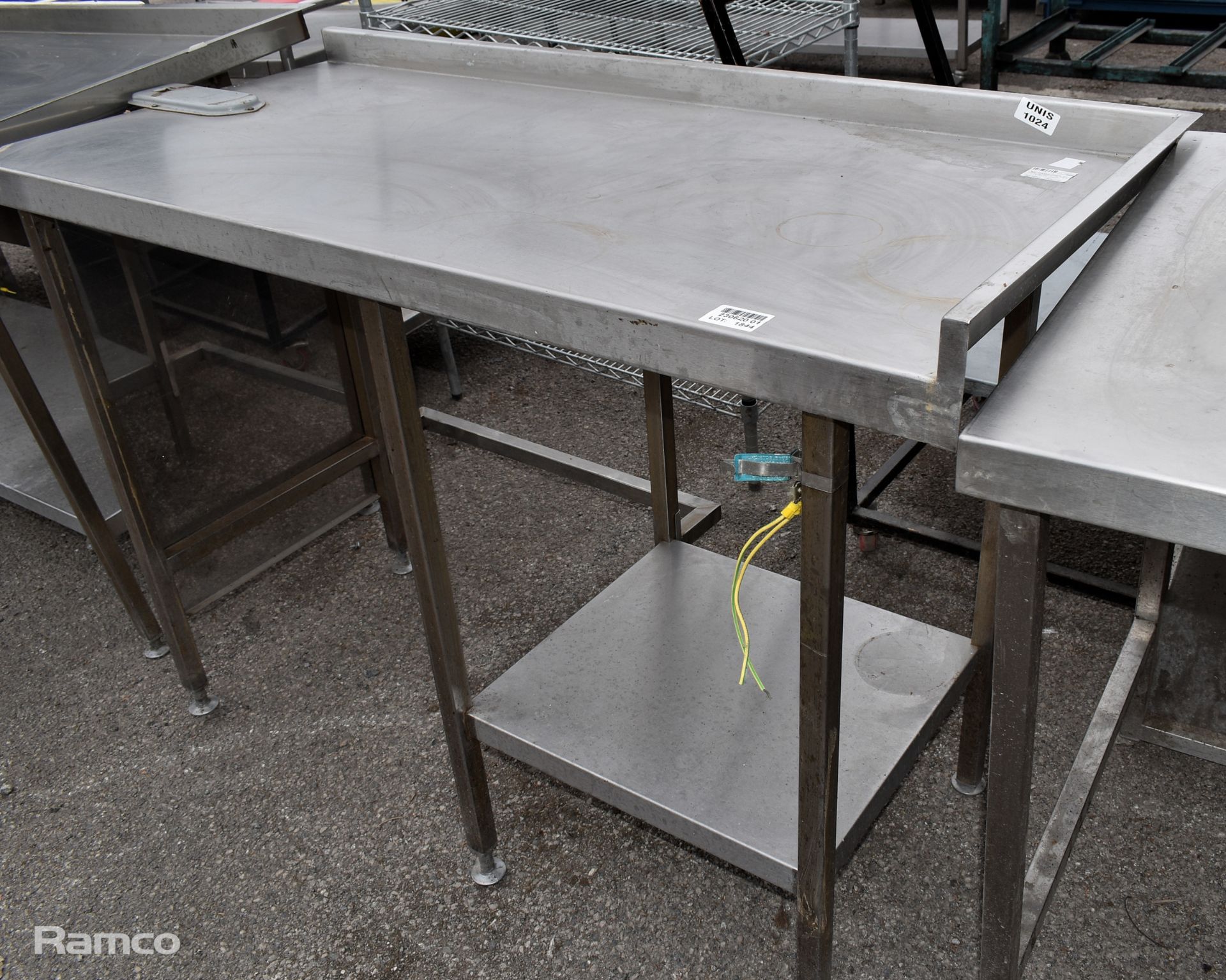 Stainless steel worktop with hol for can opener - W 1400 x D 650 x H 1000mm - Image 2 of 3