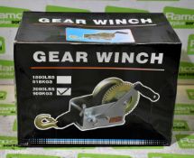 Unbranded gear winch 900kg - boxed