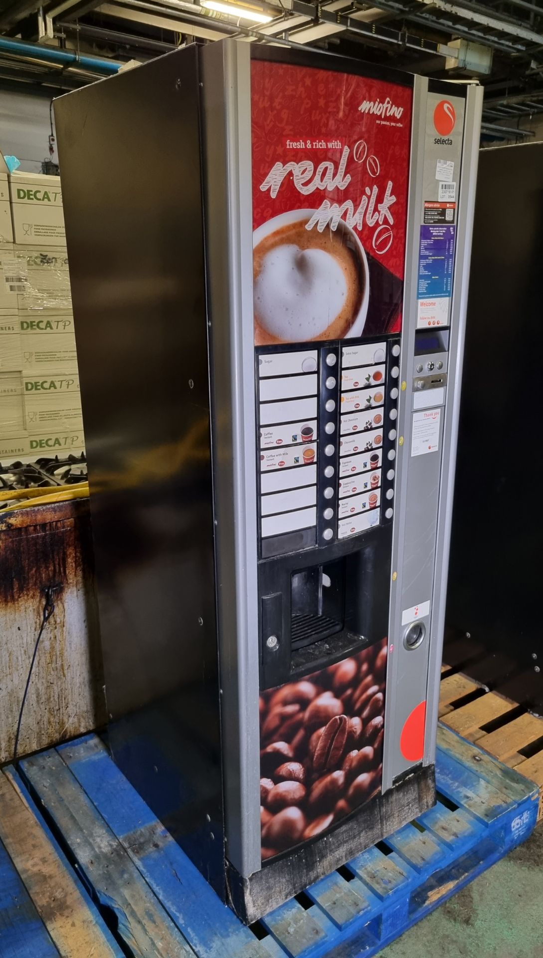 Miofino 960406 Selecta drinks vending machine - coin operated - 240V 50Hz - L 650 x W 730 x H 1830mm - Bild 2 aus 2