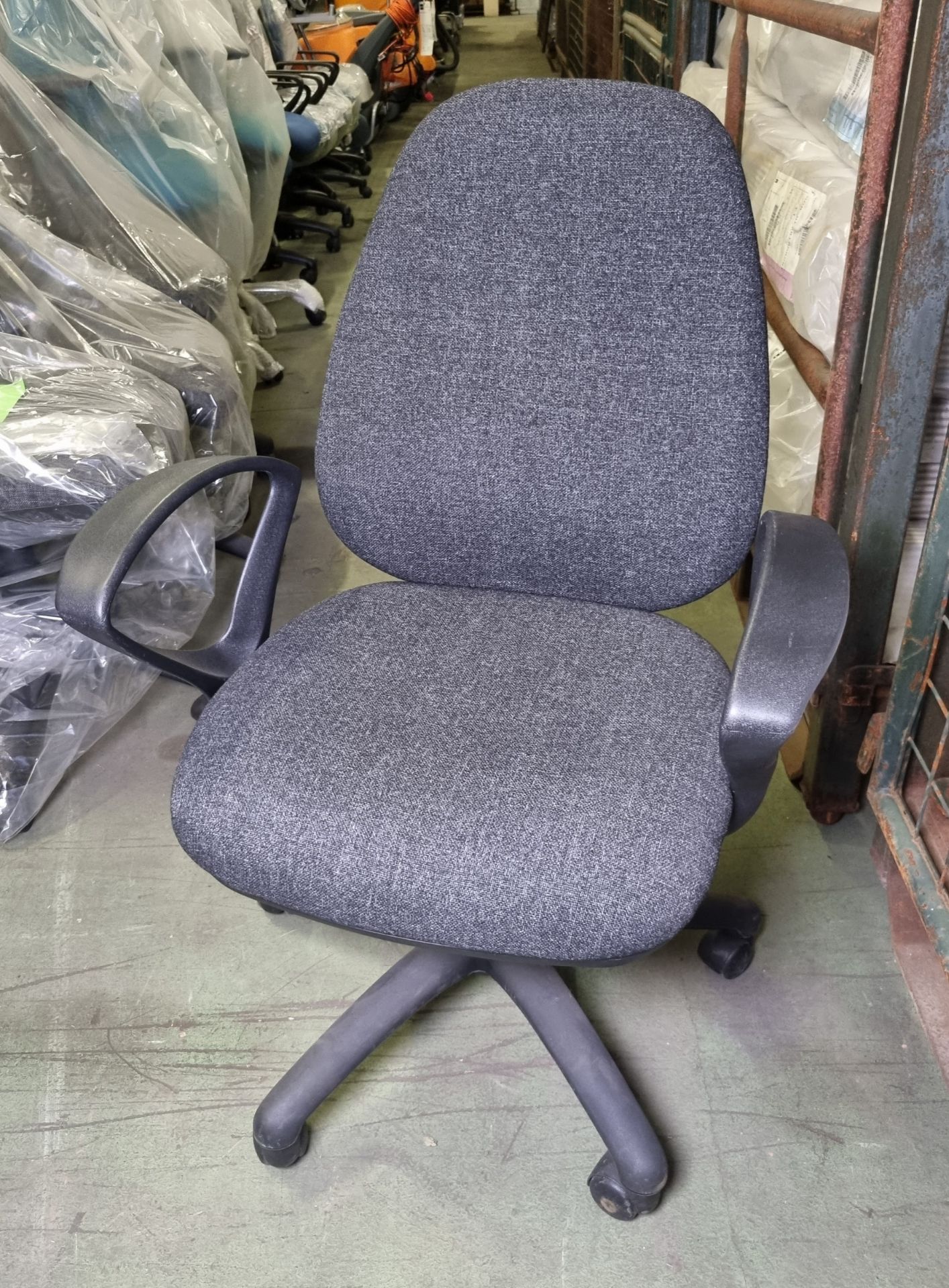 Dams Vantage fabric operators chair with fixed loop arms - charcoal - seat height: 460-570mm