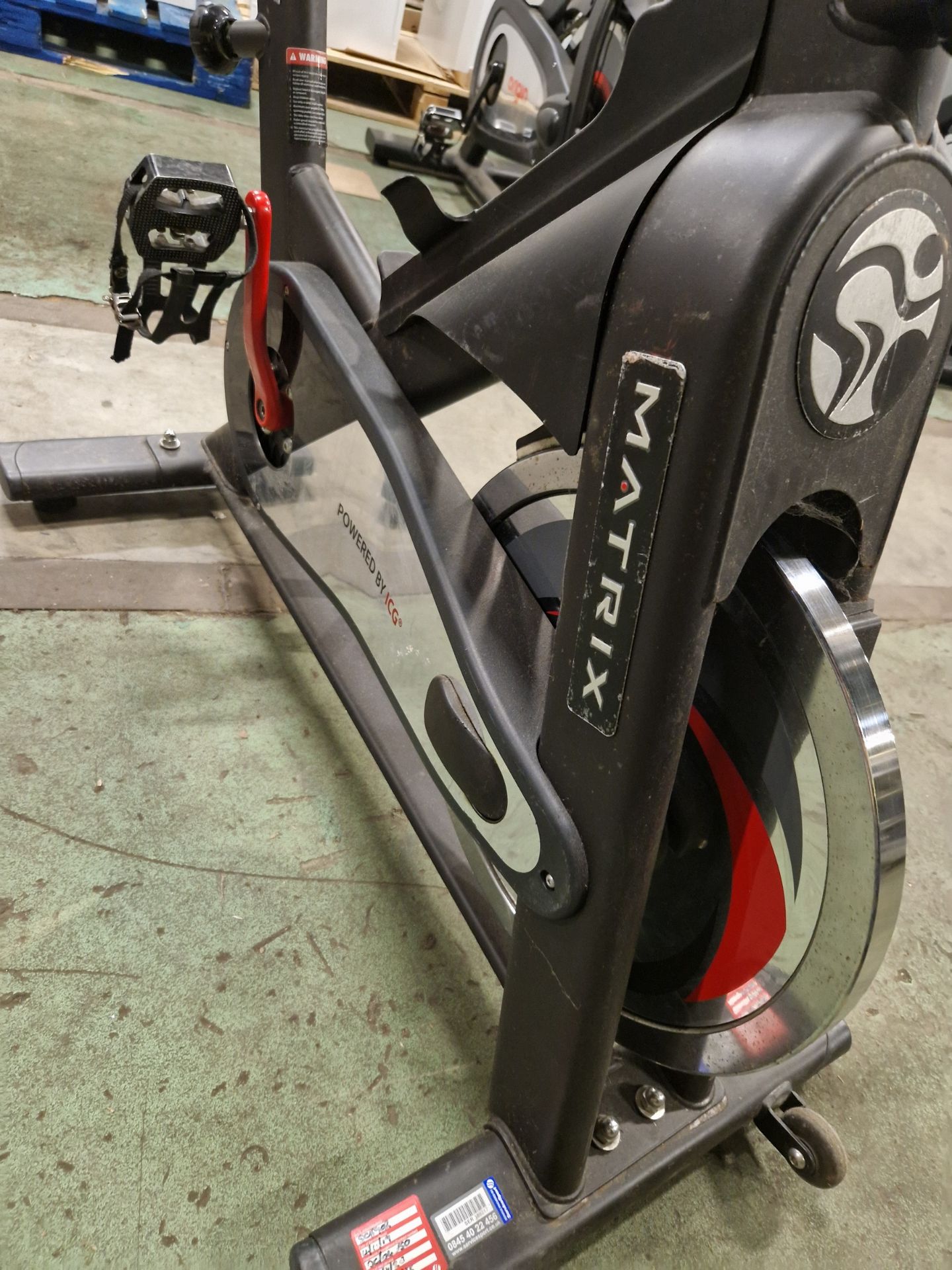 Matrix IC2 spin bike - max user weight 130kg - L 1200 x W 530 x D 1100mm - Image 7 of 7