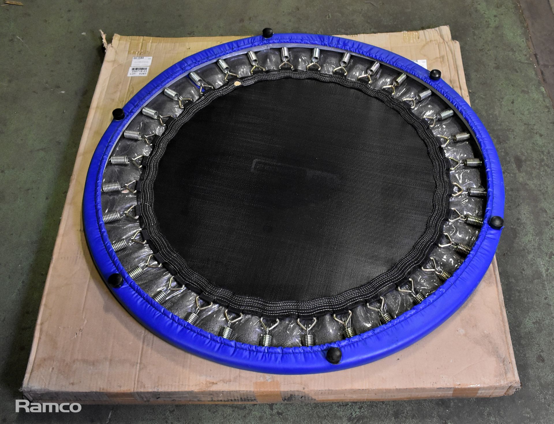 Pro Fitness trampoline - approx 900mm diameter - Image 2 of 3