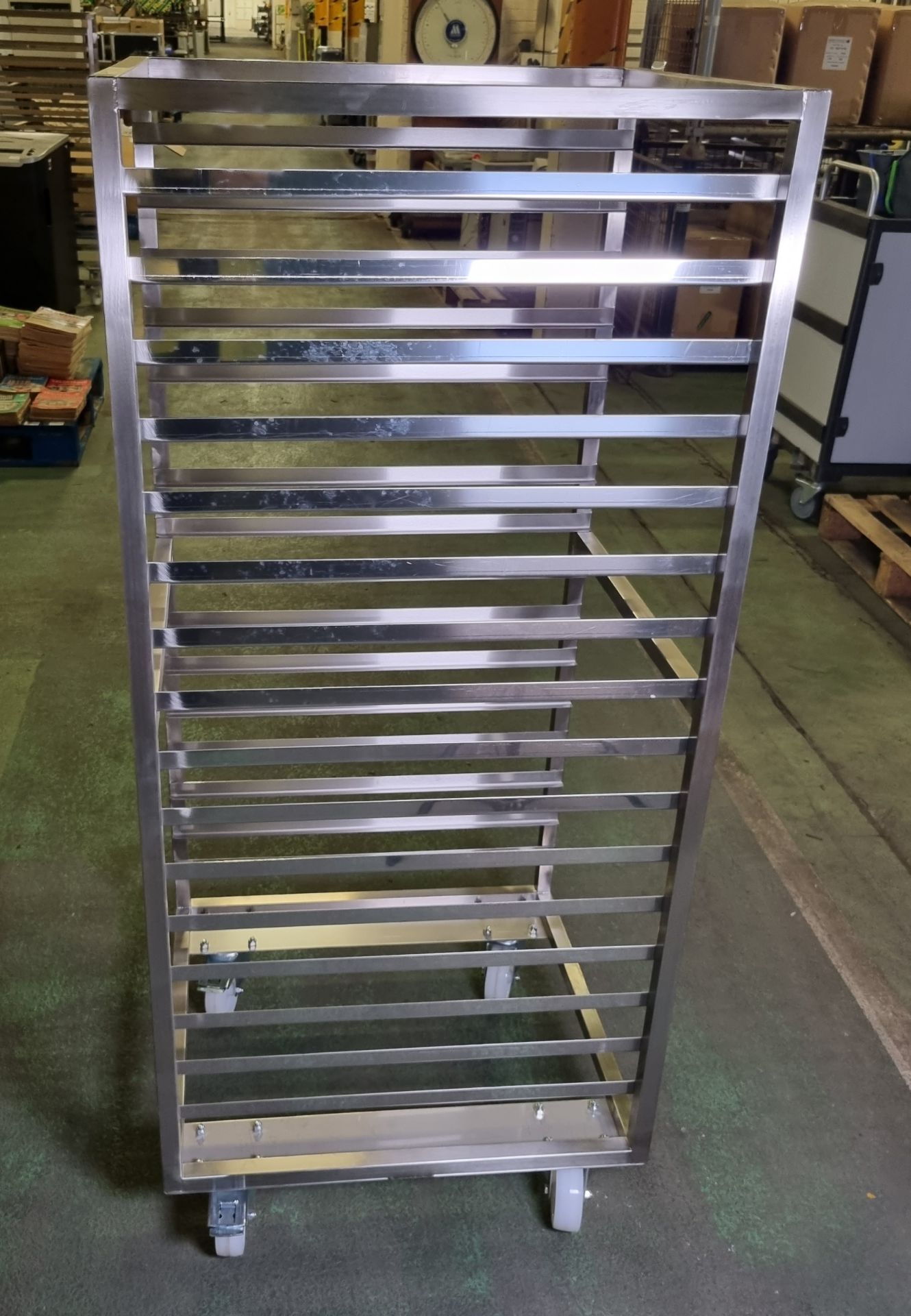 Aluminium 16 tier gastronorm trolley rack - L 590 x W 650 x H 1460mm