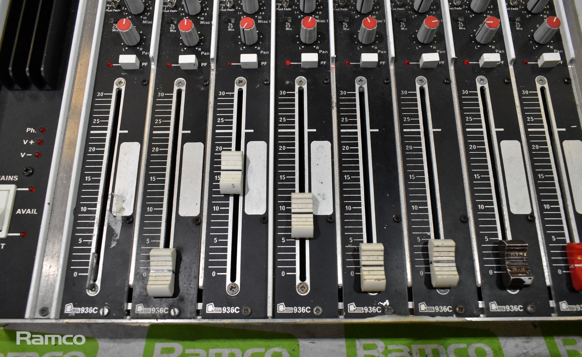 G.E.L. MX6 C2S/302 sound mixer deck - W 380 x D 420 x H 170 mm - Image 3 of 4