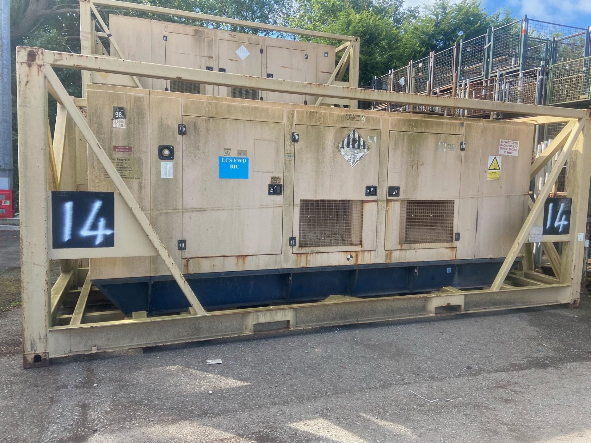 Caterpillar 320KVA 256kW Generator - 445Amps per phase @ 415v - 50Hz - 1500rpm year 2003-4