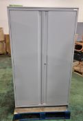 Flexiform pale grey metal storage cabinet - with keys - W 1000 x D 475 x H 1680 mm