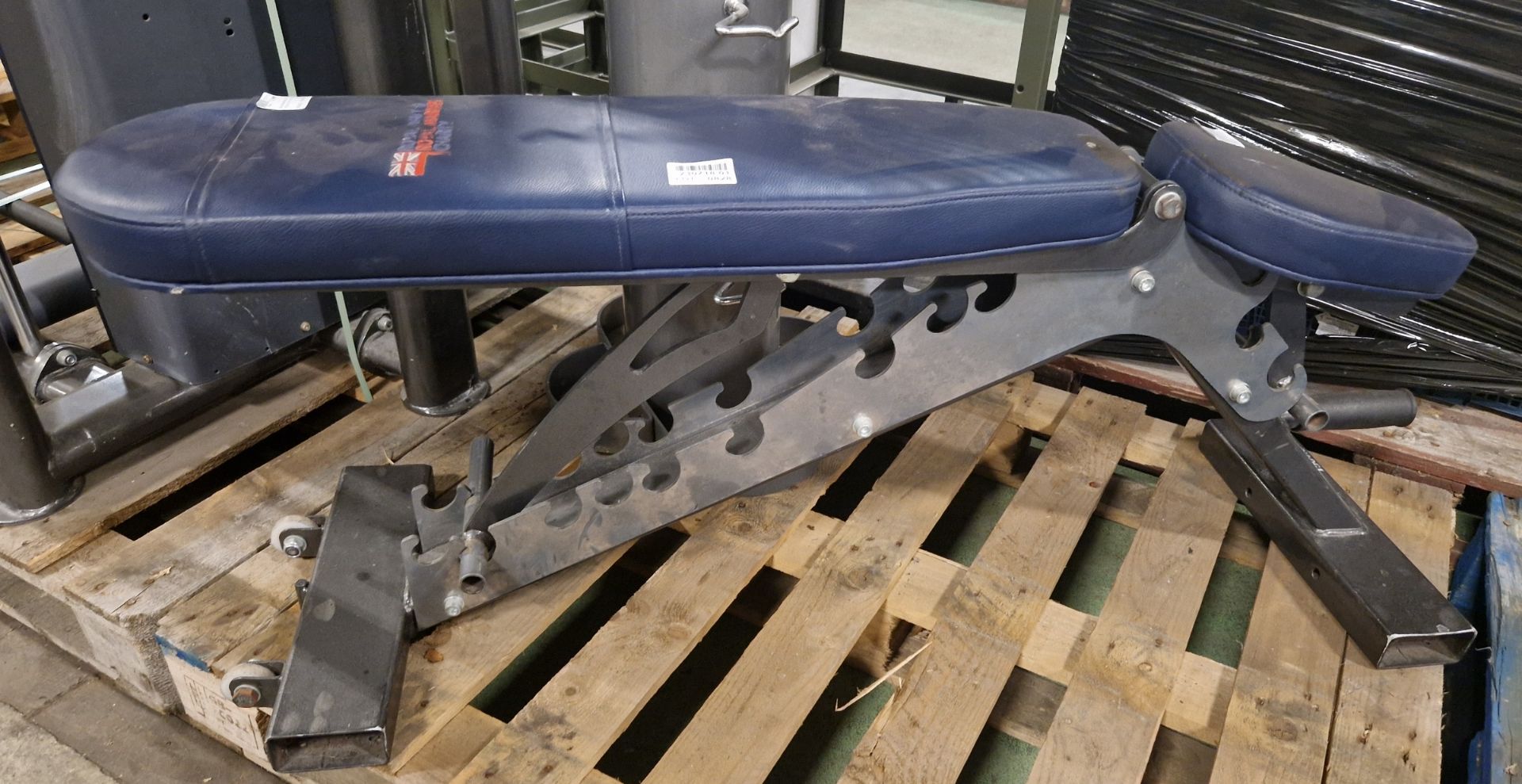 Multi adjustable bench - L 1190 x W 400 x H 510mm